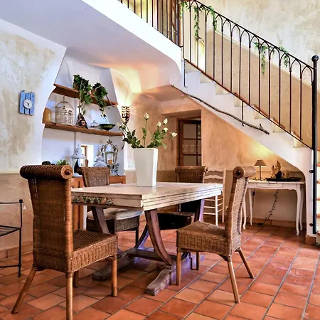 Vakantiehuis Maison - Les Magnarelles *